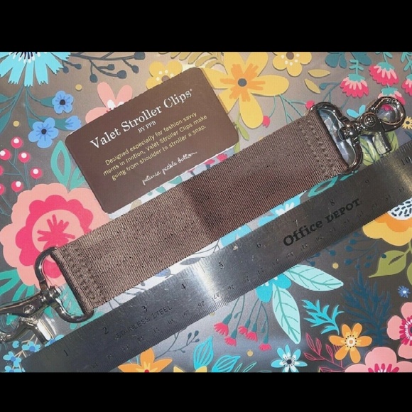 Petunia Pickle Bottom Diaper Bag Stroller Valet Clips Brown Set of 3 NEW Holders - Picture 5 of 6
